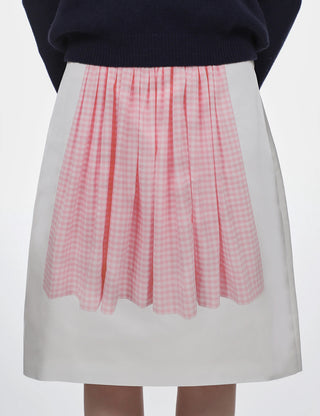 Apron Ina Skirt