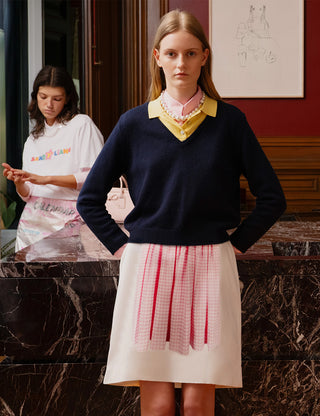 Apron Ina Skirt