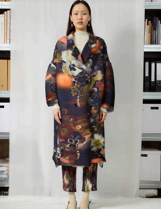 Johan Coat Nola