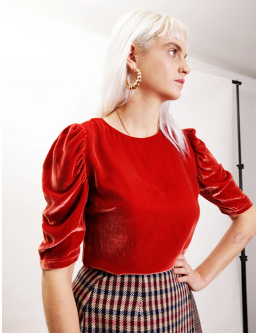 KURT LYLE Nina Top Flame